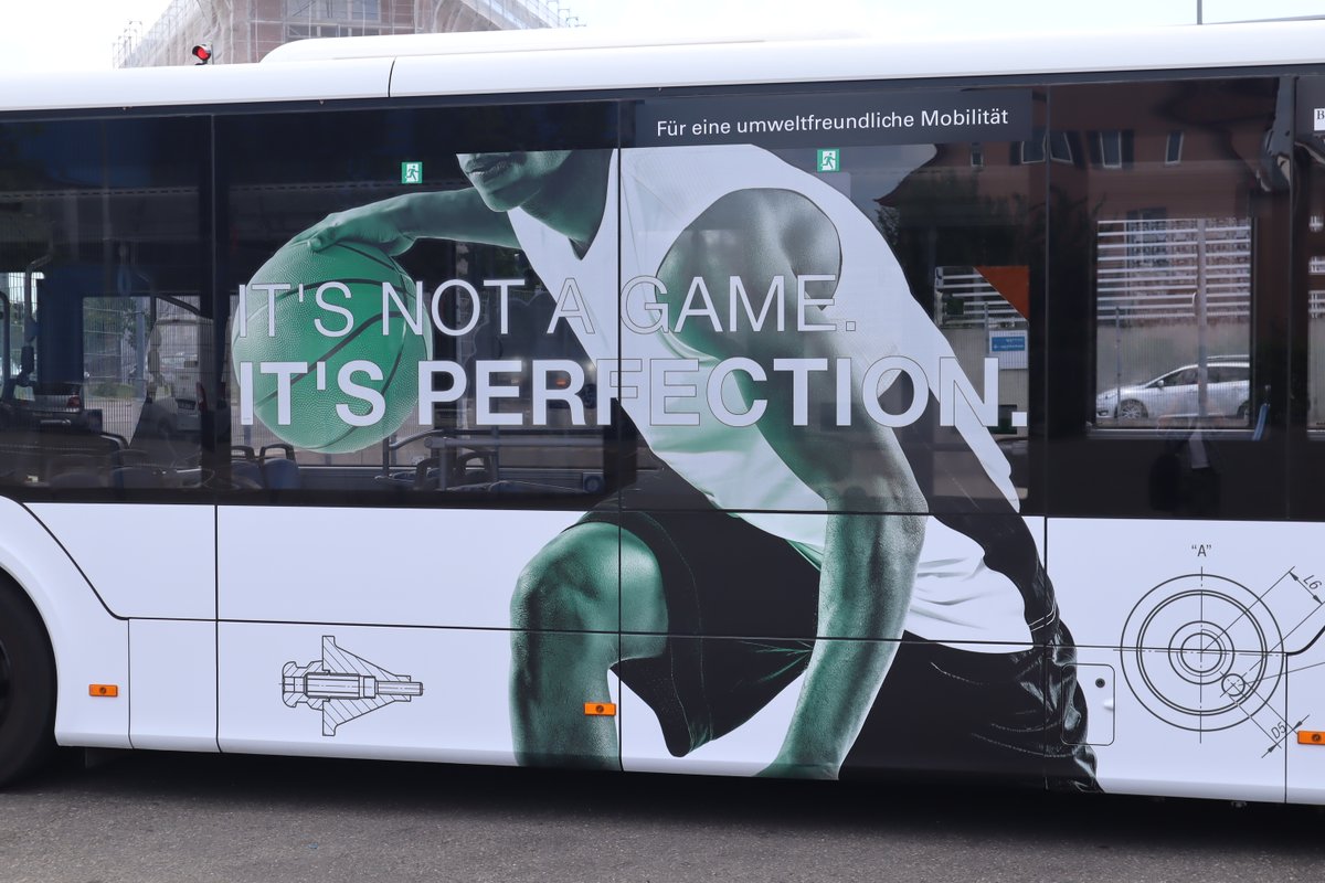 MHP_RIESEN's tweet image. Schaut euch mal den an‼️

Wir freuen uns dass ab sofort der MHP RIESEN x @norelem Bus in und um Ludwigsburg unterwegs sein wird!

#ihrundwir #norelem