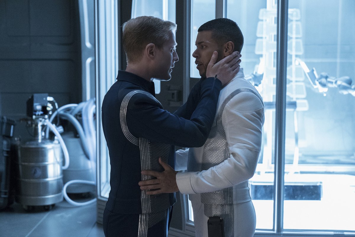 DailyAchilleans's tweet photo. Achilleans of the day are:
Paul Stamets and Dr. Hugh Culber from Star Trek
Their relationship is canon
This is a request from an anonymous achillean! <3 https://t.co/VNrjnCRP93