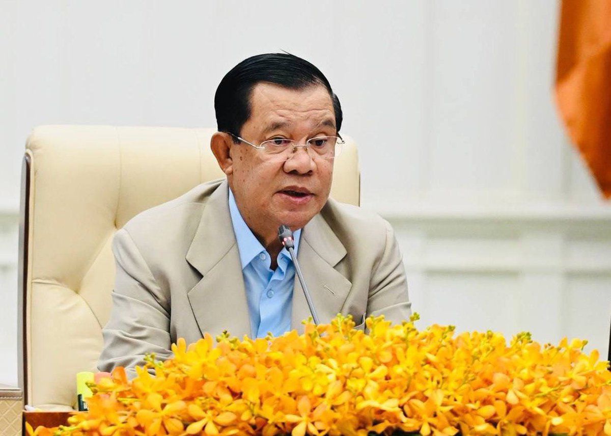 hunsencambodia's tweet photo. ខ្ញុំបានចេញបទបញ្ជាសារជាសម្លេងឱ្យអភិបាលរាជធានីភ្នំពេញ បញ្ចេញរថយន្តក្រុងសាធារណៈប្រមាណពី៣០០-៣៥០គ្រឿង ដើម្បីសម្រួលលើការដឹកជញ្ជូនកម្មករកម្មការិនីទៅបោះឆ្នោតជាតិជ្រើសតាំងតំណាងរាស្រ្ត អាណត្តិទី៧ នៅតាមបណ្តាខេត្ត។

ខ្ញុំសូមបញ្ជាក់ឲ្យច្បាស់ថា ការដឹកជញ្ជូននេះ មិនរើសអើងអ្នកគាំទ្រគណបក្សនយោបាយណាមួយនោះទេ ដូច្នេះមិនមែនជាការទិញដូរសន្លឹកឆ្នោតឡើយ យើងដឹកគ្រប់និន្នាការនយោបាយ ហើយខ្ញុំបានស្នើឲ្យរៀបចំចំនួនរថយន្តឲ្យបានច្បាស់ ថាខេត្តណាតម្រូវការប៉ុន្មាន។ 

ការដឹកជញ្ជូននេះទៀតសោតគ្មានយកថ្លៃនោះទេ ដូច្នេះសាលារាជធានីភ្នំពេញរៀបចំឲ្យមានអ្នកបើកបរ ឲ្យបានត្រឹមត្រូវ យកចិត្តទុកដាក់លើសុខុមាលភាពកម្មករកម្មការិនី។ យន្តការនេះនឹងជួយកាត់បន្ថយដល់ការចំណាយរបស់កម្មករ-កម្មការិនី ដែលត្រូវធ្វើដំណើរទៅបោះឆ្នោត។

I have issued a voice order to the Governor of Phnom Penh to release about 300-350 public buses to facilitate the transportation of workers to go to vote for the seventh mandate in the provinces.

I would like to make it clear that this transport does not discriminate against supporters of any political parties, so it is not a vote-buying process. I have requested clear quotas of how many buses each province needs. 

This transportation is free of charge, so Phnom Penh Capital Hall will arrange the proper driver to take care of the well-being of the workers. This mechanism will help reduce the cost of workers who have to travel to vote.