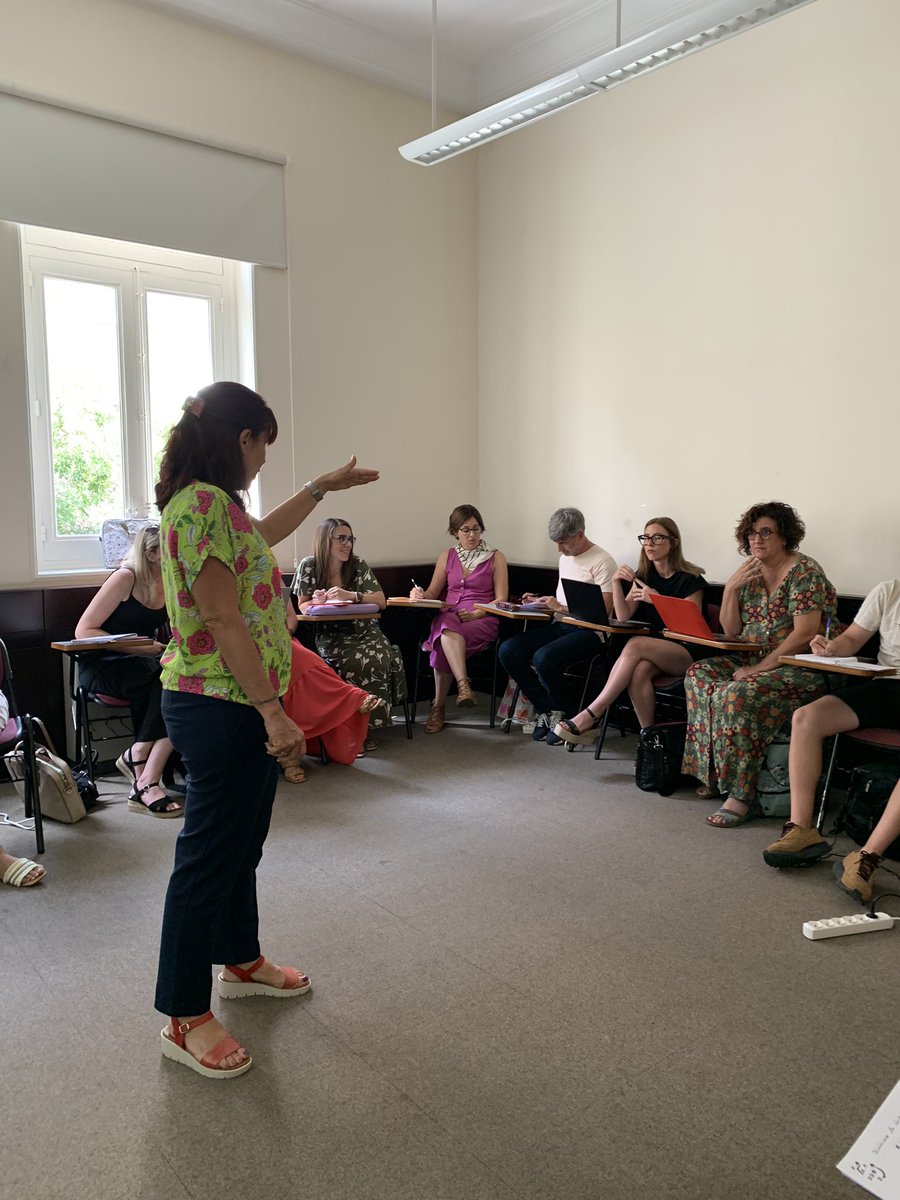trilemaedu's tweet photo. @IIE_ES @MIT @CampusTrilema Taller de @INMACASTAO sobre #FuncionesEjecutivas
Pautas clave para controlar la impulsividad, obstáculos a eliminar, estrategias de contexto… Compartiendo entre #docentes 🤝🏼herramientas que ya utilizan en las aulas y nuevas a implementar
#IIEChange @IIE_ES @CampusTrilema @MIT https://t.co/3et72u1WTf