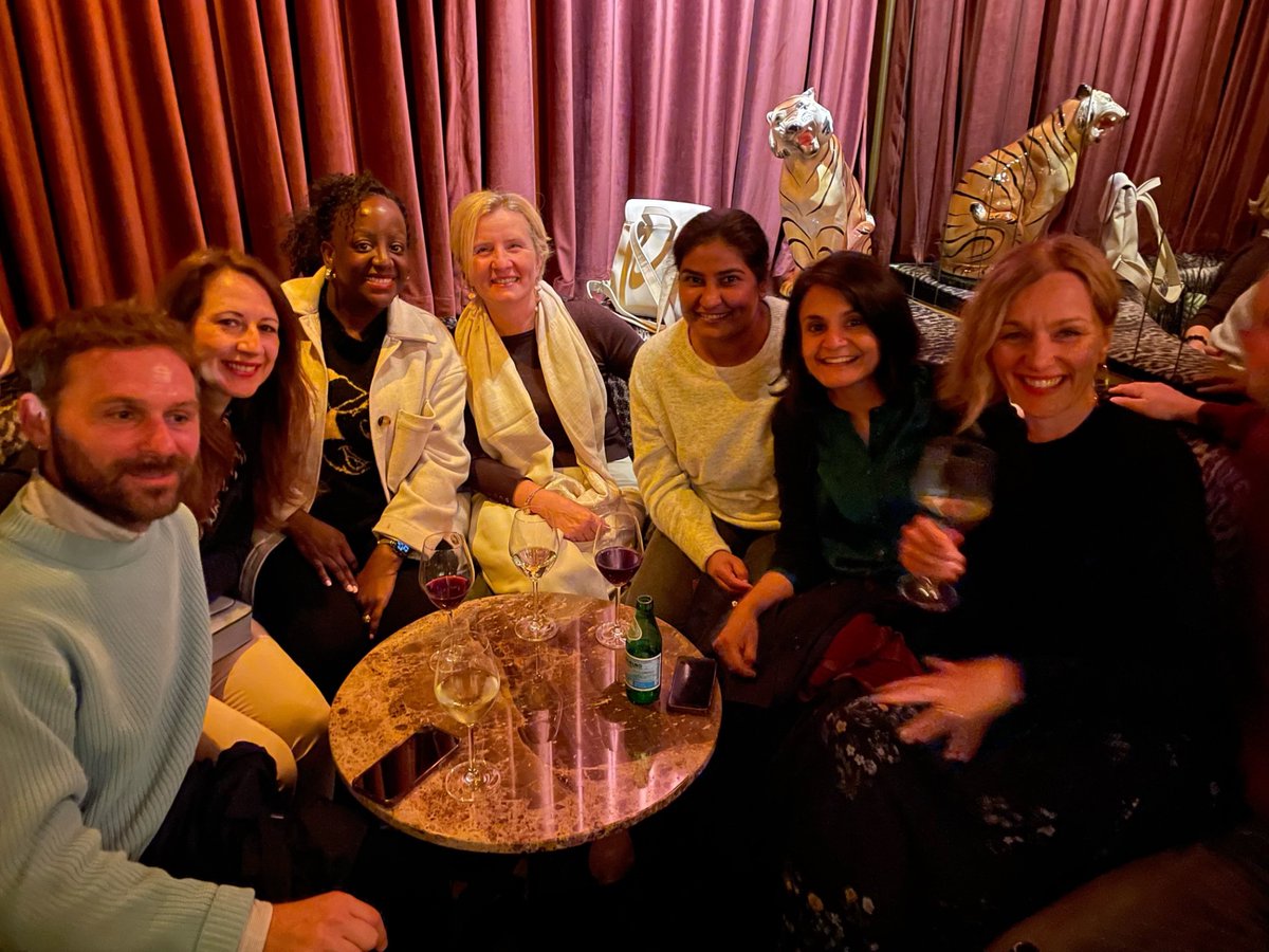 LSHTM_Alumni's tweet image. We had an incredible time catching up with alumni at our Alumni &amp;amp; Friends Reception in Cape Town last night!🇿🇦 

Thank you to everyone who could attend, it is always a pleasure to hear everything you&apos;ve been up to since graduating.🥂