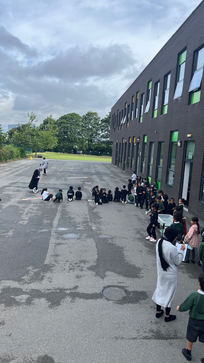 Year 1 have been exploring measures in their maths lesson this morning! We measured the distance that we threw bean bags and completed an activity using volume and capacity! <a href="/DixonsMP/">Dixons Music Primary</a> #hardwork #enjoyment