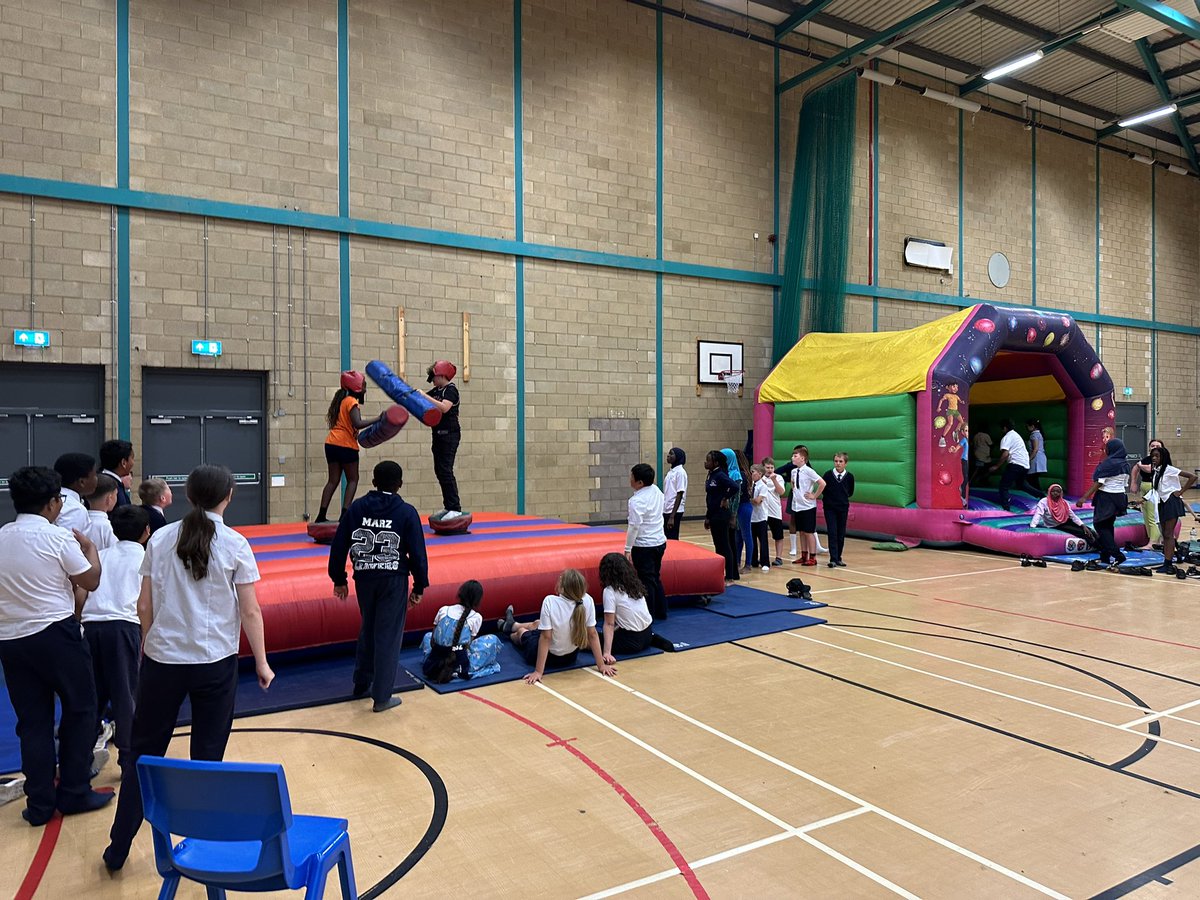 Miss Vincent (@missvincentgbs) on Twitter photo Can you believe it’s that time of the year again? Another HUGE thank you to our wonderful <a href="/GBSPTA/">Goresbrook School PTA</a> who support the annual Year 6 bouncy castle day 🥰 <a href="/GoresbrookSc/">Goresbrook School</a> Can you believe it’s that time of the year again? Another HUGE thank you to our wonderful <a href="/GBSPTA/">Goresbrook School PTA</a> who support the annual Year 6 bouncy castle day 🥰 <a href="/GoresbrookSc/">Goresbrook School</a>