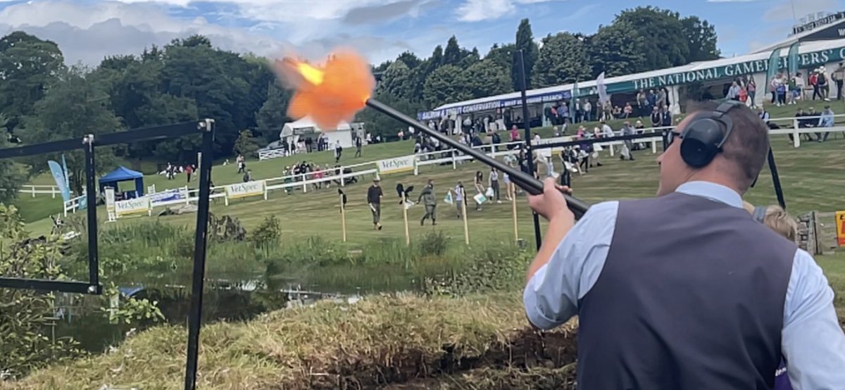 AstreaCadet's tweet photo. @AstreaCadet again supporting @Soldierscharity @NationalGamekee at @greatyorkshow. Thank you again to @RFCAYH for inviting us to be part of it again @AstreaDearne @sammyjlynch1 @HSYSportsRep https://t.co/CtDbGe1cMA