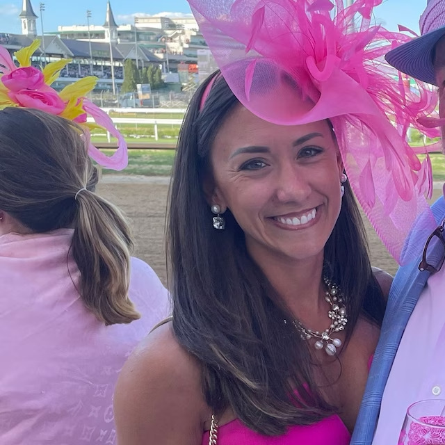 HatsByCressida's tweet photo. Liberty looking lovely in our metallic gold Regan. #fascinator #hat #fascinatorhats #fashion #royalascot #ascothat #weddinghat #racedayhat #outfitoftheday #styleinspo #ootd #fashionista #fashionattheraces #weddingguest #instagold #gold #ilovegold #ilovehats https://t.co/ryJL7yMARu