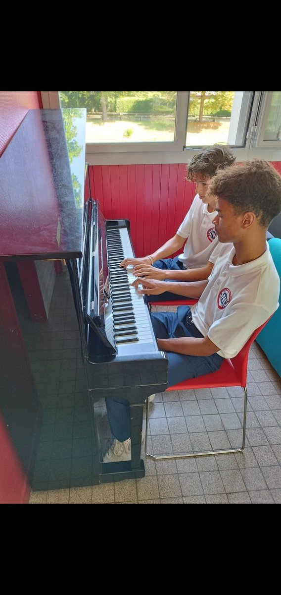 DSDEN de la Corrèze tweet media