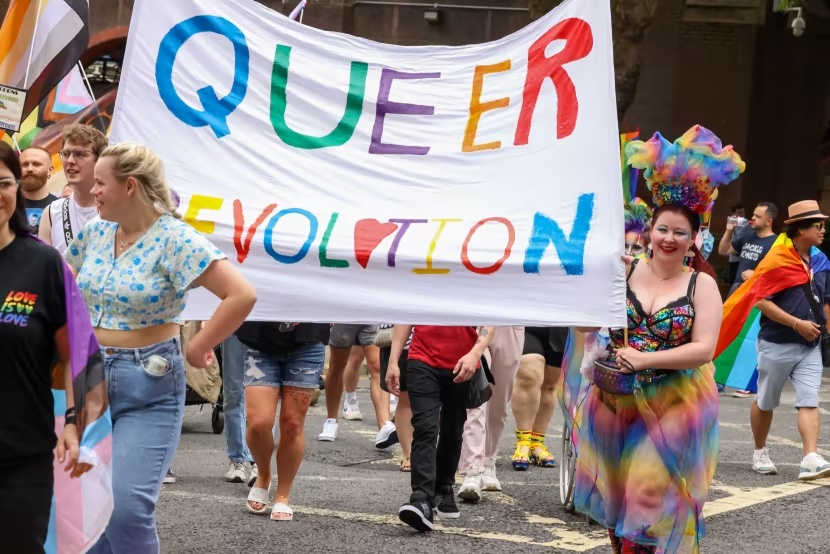 BristolThreads tweet media