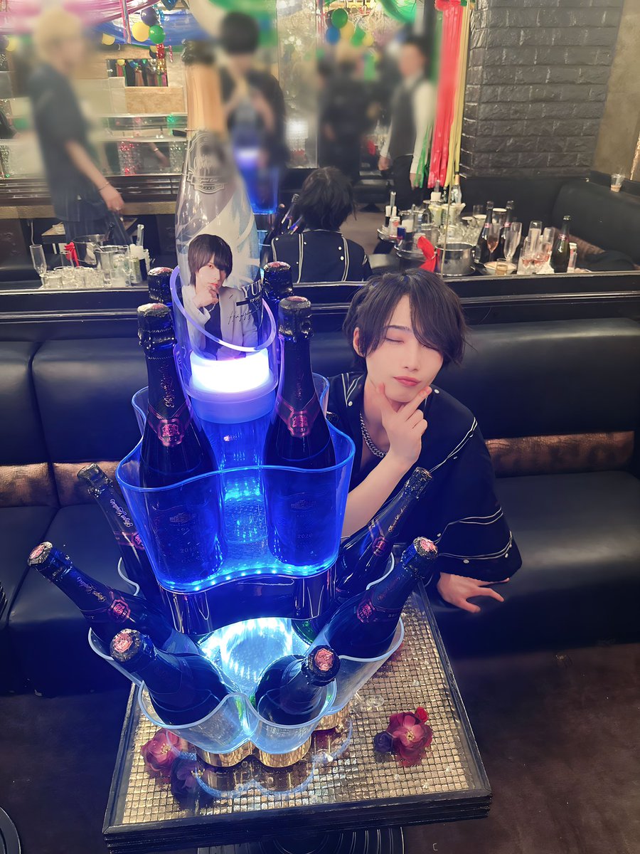 ryuseei17171's tweet photo. 七夕イベントで狙い撃ち🔫 (′ω’ ﾊﾞｷｭﾝ!
                ✨ありがとう✨
#TOPDANDY1st https://t.co/5iqX0X5VNU