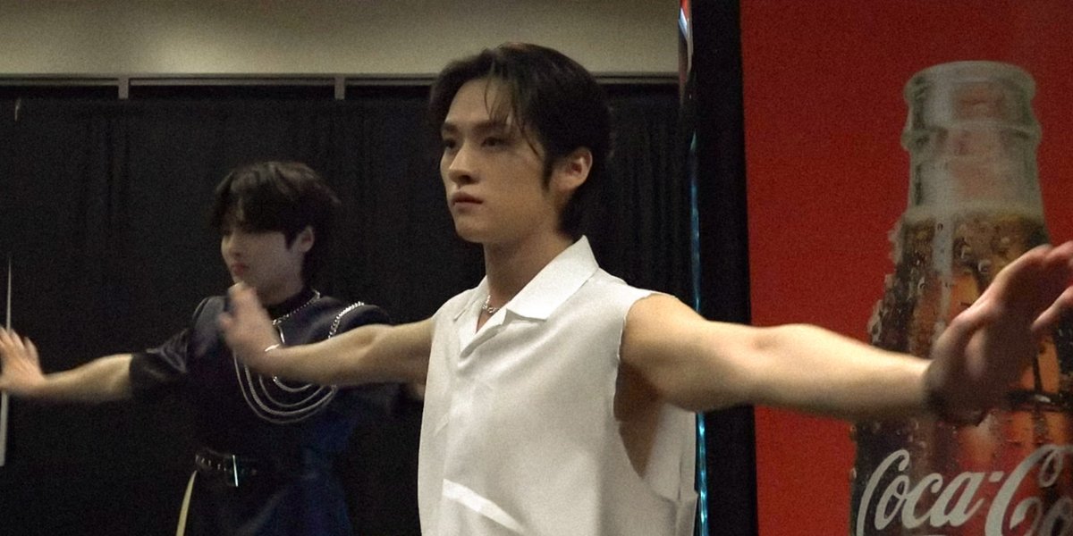 minchanthings's tweet photo. 🐰 Screamed when sleeveless leeknow appeared but cried of laughing when heㅡ

😭😭🤌 https://t.co/lqkLdxmXck