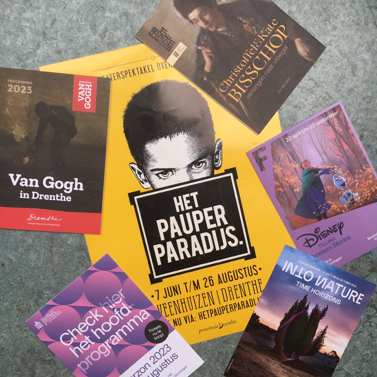 Ook in de zomer staat cultureel Noord-Nederland niet stil! Genoeg te doe dus.
Zoals Stichting Het <a href="/Pauperparadijs/">Stichting Het Pauperparadijs</a>, Disney Telling Timeless Stories in <a href="/forum_groningen/">Forum Groningen</a> , Into Nature in Borger-Odoorn, Christoffel &amp; Kate Bisschop in <a href="/FriesMuseum/">Fries Museum</a> en uiteraard <a href="/noorderzonnl/">Noorderzon</a>