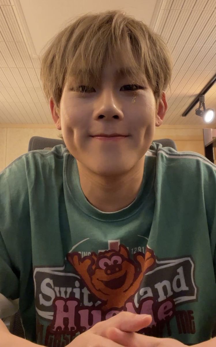monstaxbr's tweet photo. 📢| 230711 • Através de uma carta manuscrita, #JOOHONEY nos informou que iniciará seu serviço militar em 24 de Julho

Honey, nós estaremos aqui, no mesmo lugar esperando por você. Vá e volte em segurança ❤️

#주헌 @OfficialMonstaX https://t.co/r2v8ZWEtjr