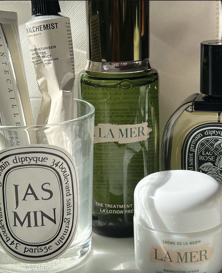 writerinparis's tweet image. tuesday