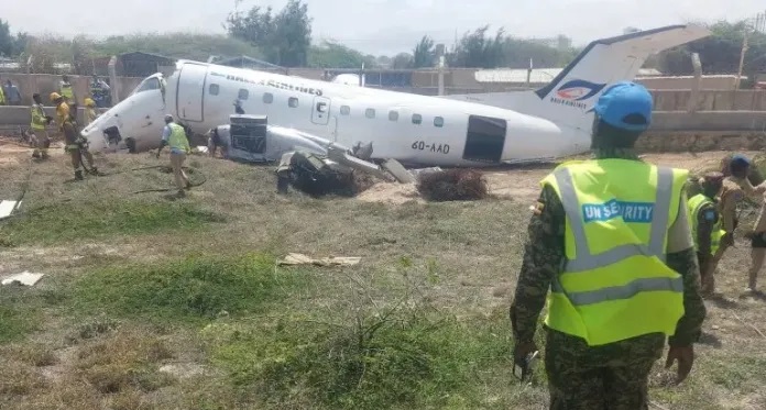 Halla Airlines Embraer EMB-120 Brasilia (6O-AAD, unk origin) was damaged beyond repair in a landing accident at Mogadishu-Intl Airport (HCMM), Somalia. An unknown number of the 30 people on board were injured. The flight from Garowe veered off the runway where it came to hit