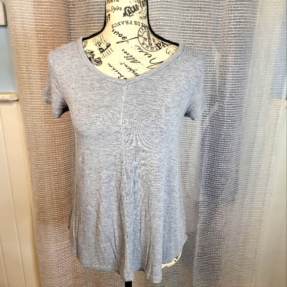 So good I had to share! Check out all the items I'm loving on <a href="/Poshmarkapp/">Poshmark</a> from <a href="/poshambassador2/">Posh Ambassador Jennifer</a> #poshmark #fashion #style #shopmycloset #annalee #sohoapparel #artclass: posh.mk/nzTMDkQulBb