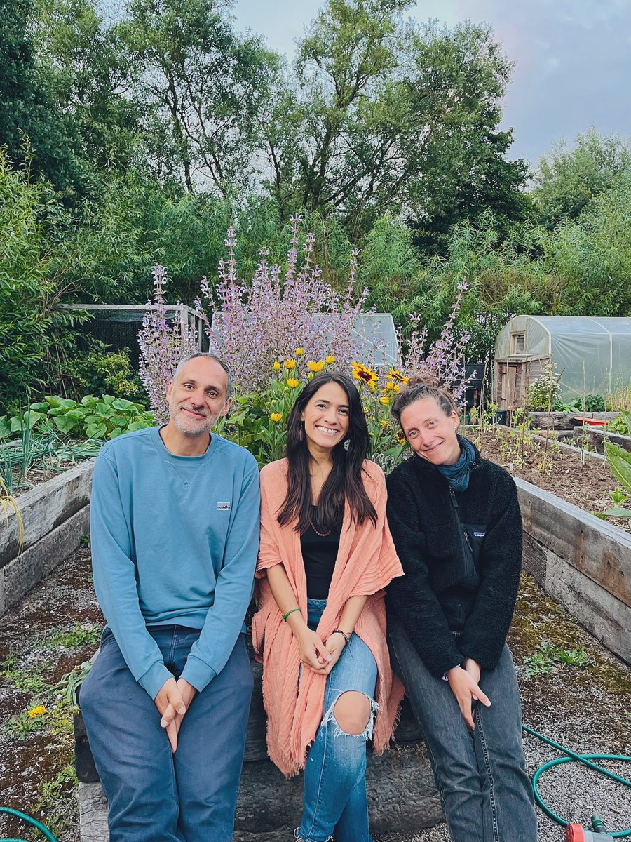 2eMinds's tweet photo. Another beautiful family reunion at @Enchantedorguk @SelgarsMill 🫶✨💚 🍃🌎

@bio_leadership @AndresRoberts Ella Wiles☀️

#bioleadership #regeneration #family
#mycelium https://t.co/IgjEuA1uwR