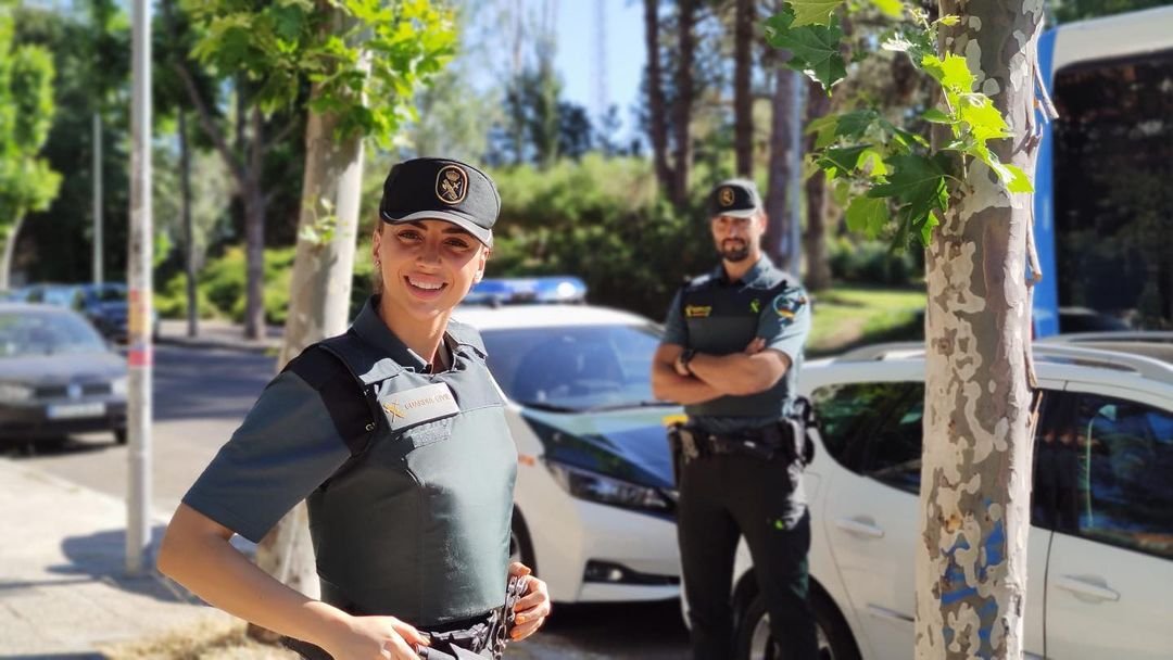 #OPE Las 2⃣5⃣2⃣0⃣ plazas para <a href="/guardiacivil/">Guardia Civil</a> suponen la mayor oferta desde 2010

🟩 se reservan 1.008 a militares profesionales de tropa y marinería 

🟩 185 para los alumnos del Colegio de Guardias Jóvenes

🟩 además, en mayo Defensa convocó 75 más para la Escala de Oficiales