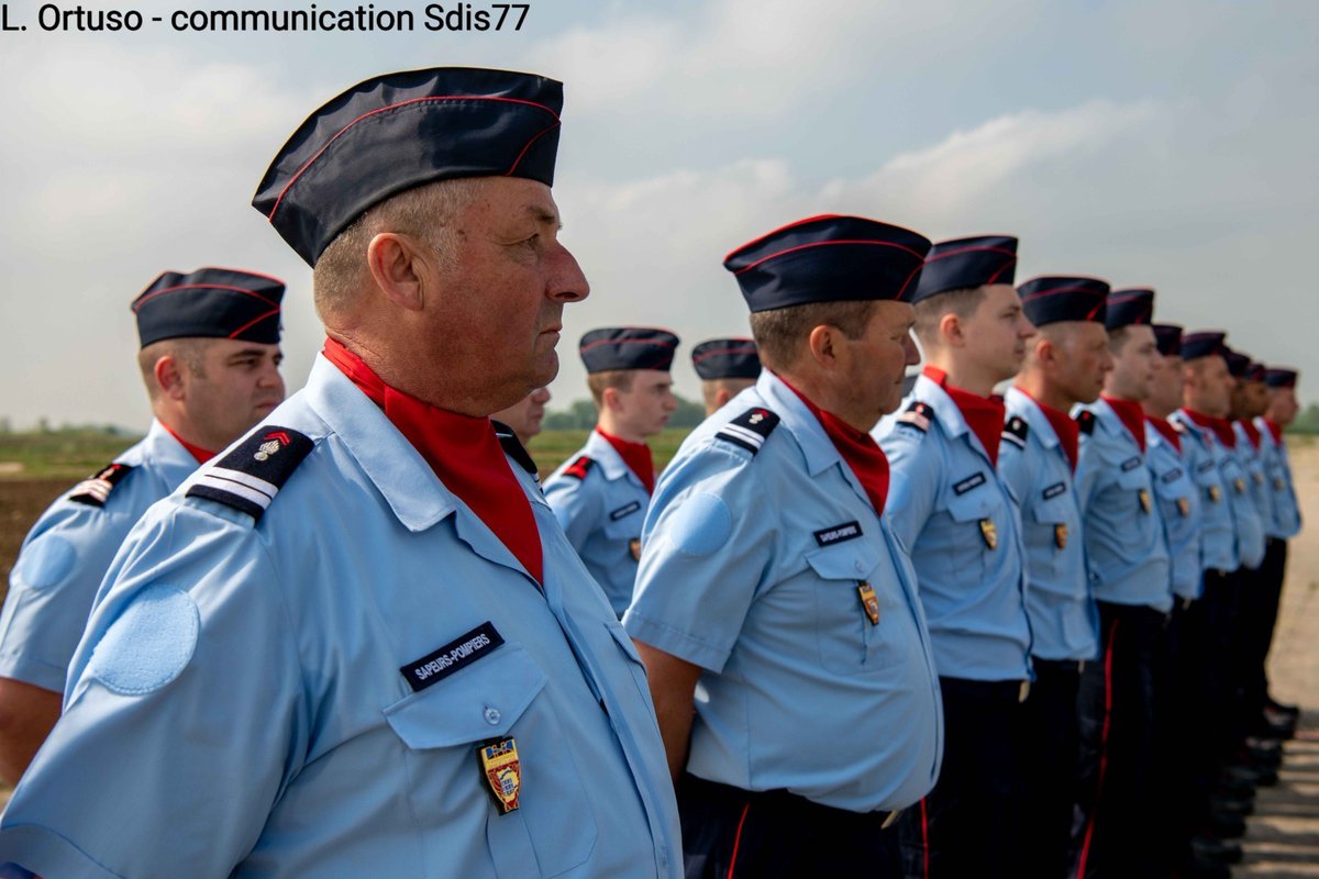 Sapeurs-Pompiers 77 tweet media