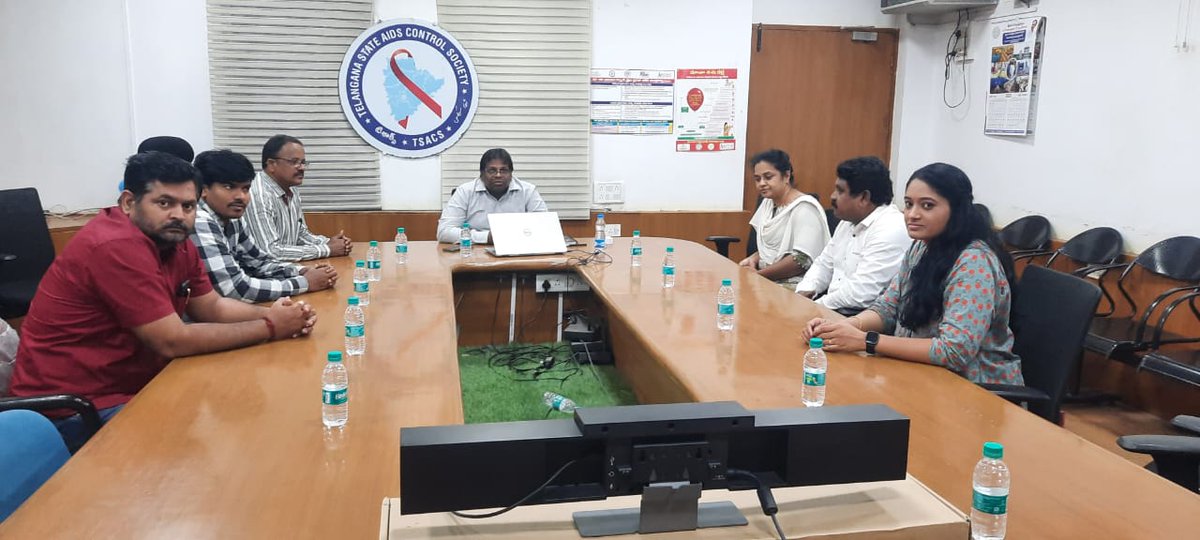 Meeting with National AIDS Helpline Toll Free Number 1097 Call Centre, had discussion to improve the 1097 campaign with Hyderabad Program Manager and Assistant Manager at TSACS conference hall.
@TSACS2 
#gettested 
#call1097