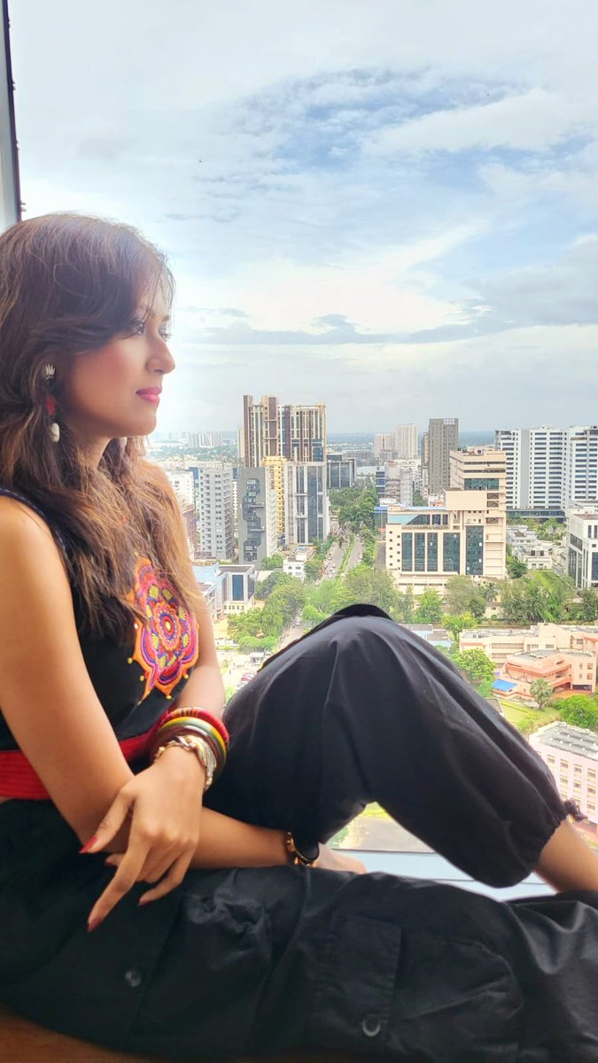 Reshmi_Bagchi's tweet image. Retrospection...!!!
Much much needed..
We shud have that much time in our life!!! What do u say? 
#life #retrospection #timeflies