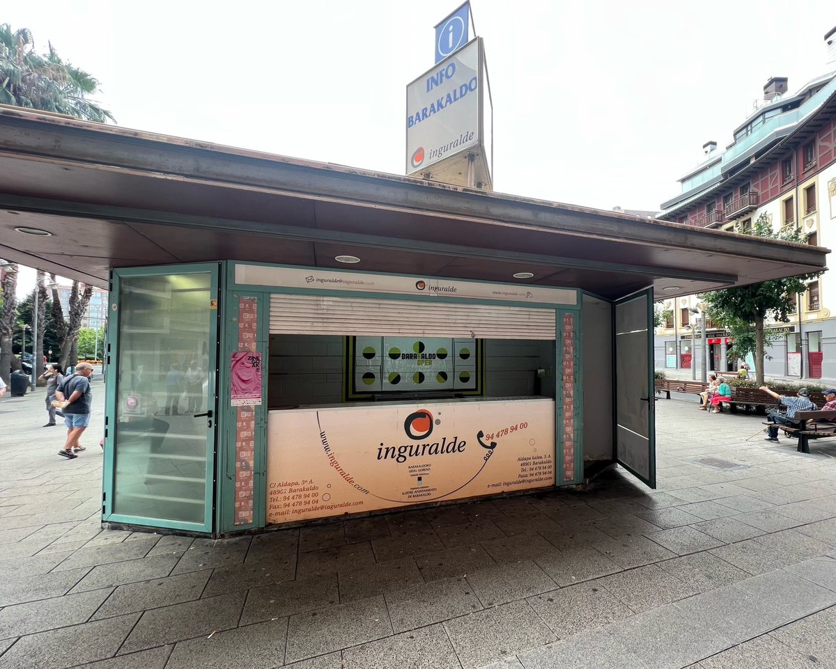 📍 Inauguramos nuestra presencia en el Kiosko de la Bide Onera.

👉 Un stand en un lugar céntrico del pueblo para facilitar la atención a socios  y aficionados, nuevos abonos y venta de merchandising.

🕢 L - V: 17:30 a 20:30
📅 Hasta el 28 de julio

ℹ️ barakaldocf.com/nuevo-kiosko-d…