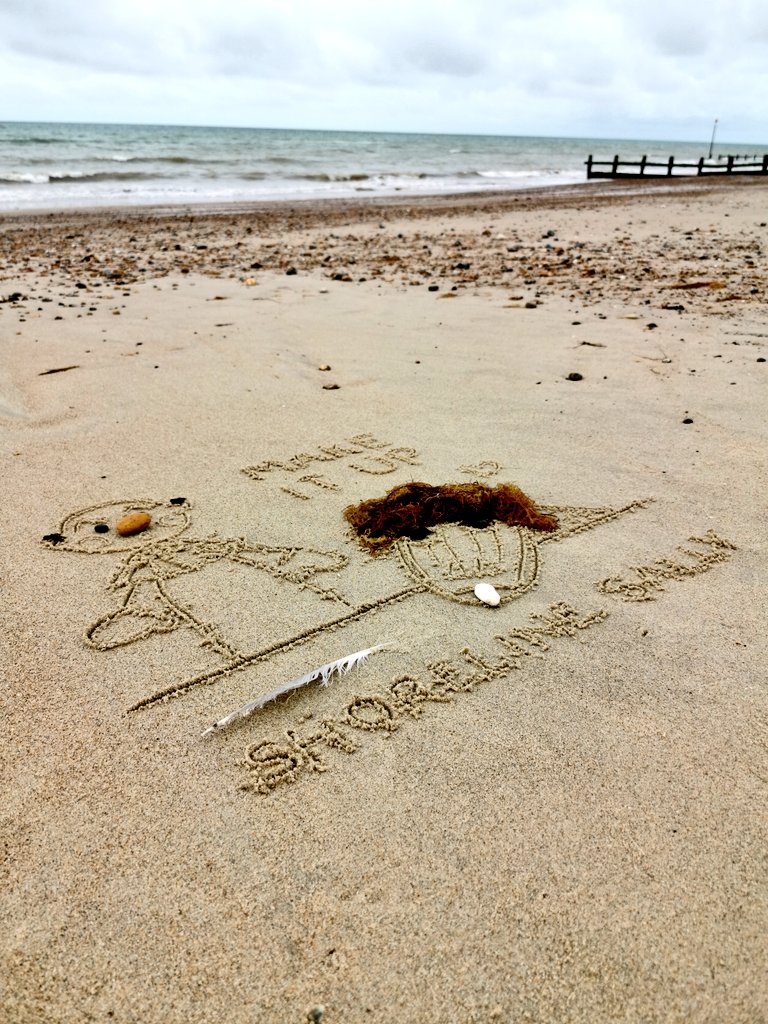 DigiDaughter's tweet photo. Make It Up 🤡🐲 #Kukla #Ollie #OliverJDragon #BurrTillstrom 🇺🇸 #FranAllison #adlibbed #JuniorJamboree #puppets #clown #dragon #glovepuppets
💛 #Covid2022 #Lockdown2021 #morale #VitaminSea 🌊🌊🌊 #DuneToons #Lockdown2020 #comics #cartoons ✍️ #SandBanksy #shorelinesally No.1925-6 https://t.co/2c4hsv8lO0