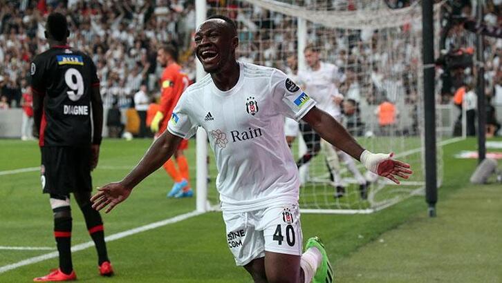 TransferNewsASR's tweet photo. 🆕Sol Kanat transfer yapmak isteyen
Sevilla , Beşiktaş'dan muleka Fenerbahçe'den Diego Rossi ile ilgileniyor.🚨(marca📰) https://t.co/BR7J8v1hy1