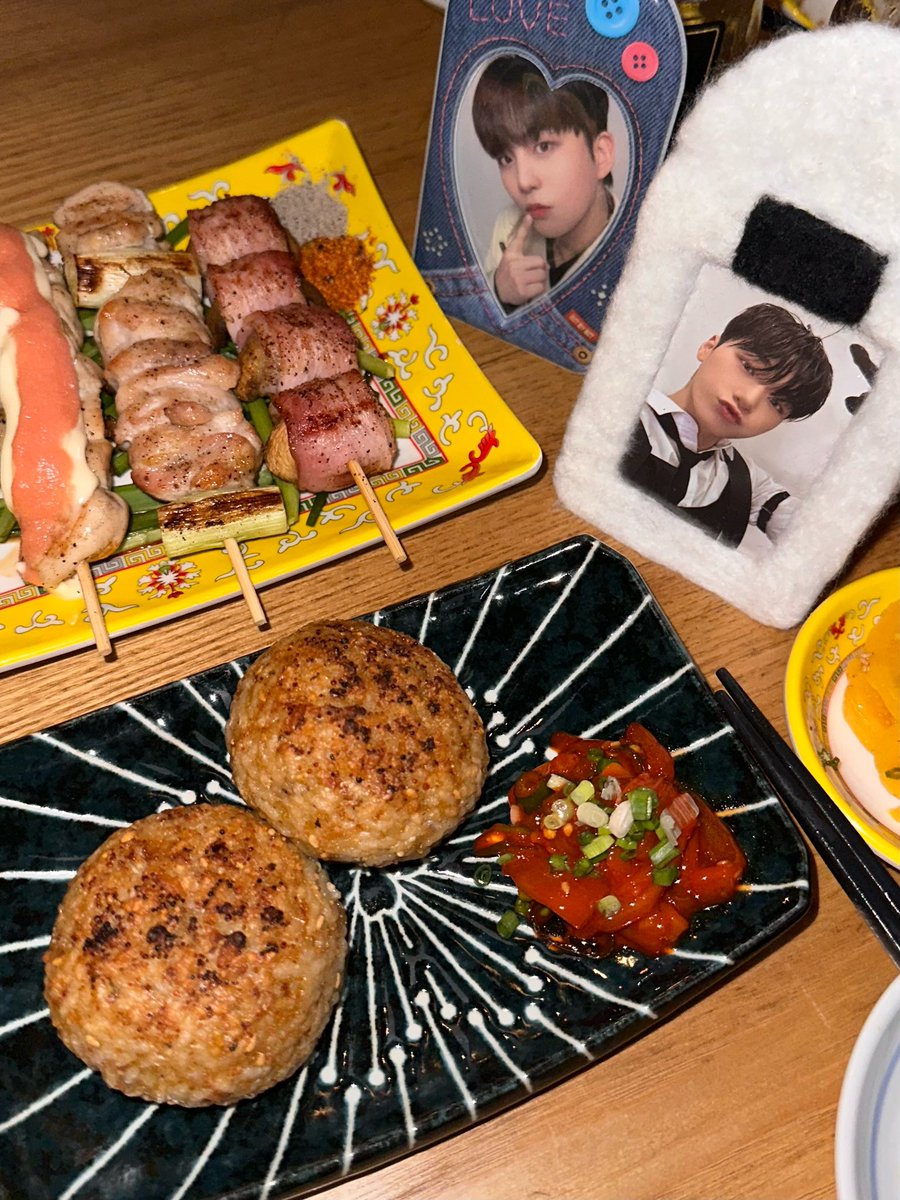 puddiddding's tweet photo. 망원 구운
꼬치종류 하나도 빠짐없이 다 미친놈임....
그중에서도 제일 미친놈은 닭껍질
구운주먹밥은 꼭 시키는 거 추천!!!!!! https://t.co/xVWSK0lu3l