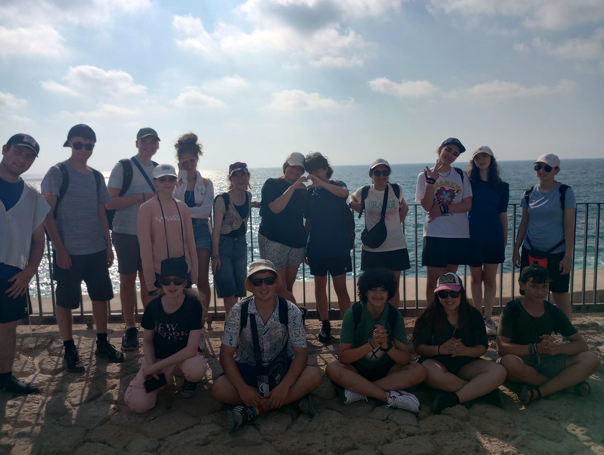🖐🇮🇱 Tour Day 7 Highlights:
Rosh Hanikra caves &amp; cable car 🚠
Cycling along the Mediterranean 🚲
Druze hospitality 🍝