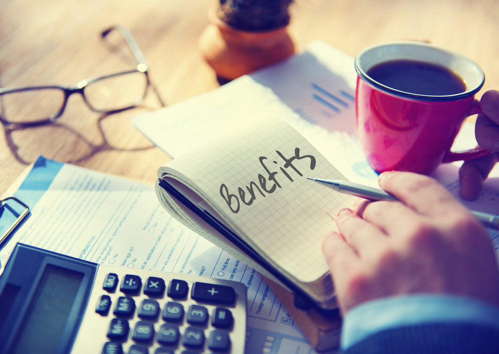 sthelenscouncil's tweet photo. Lots of people miss out on benefits they’re entitled to - so it’s worth checking what you can get.

Claiming benefits also means you can get access to other financial help like cost-of-living payments, discounts on energy, and discounts on internet access. https://t.co/tpWyPvx8d9