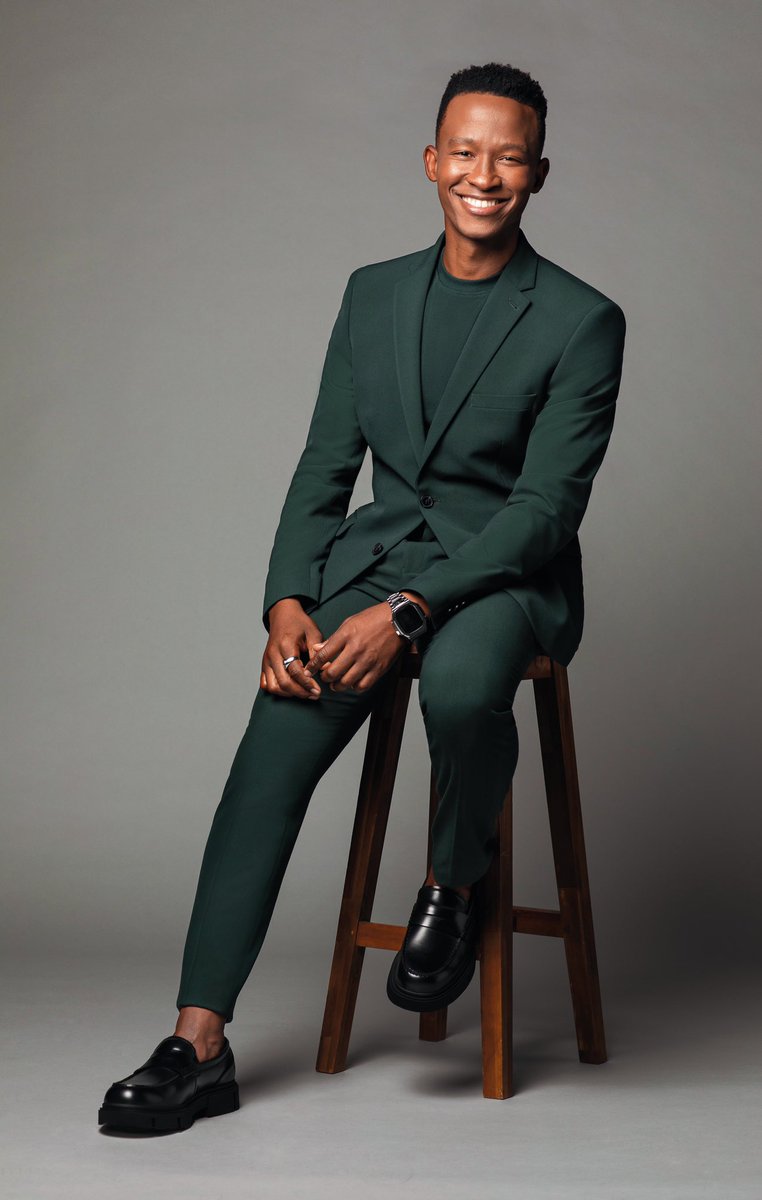 KatlegoMaboe's tweet photo. Hey! Thank you all for your warm reception of the July 2023 issue of @BonaMag 🤎 it’s been humbling reading all your heartfelt comments!🙏🏾

Thanks, also. to everyone who has picked up a copy - I appreciate you. Stay warm out there 🥶 https://t.co/Gl39nni5FS