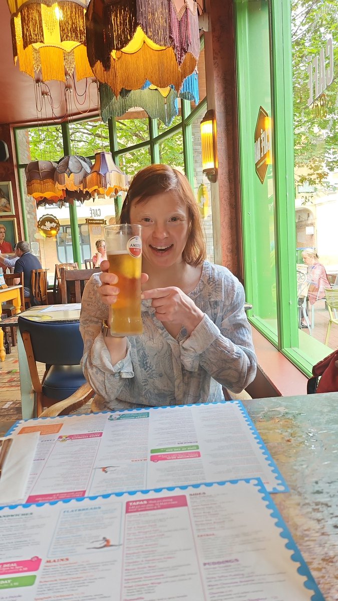 Haven't had a pint at lunchtime for ages. Lush