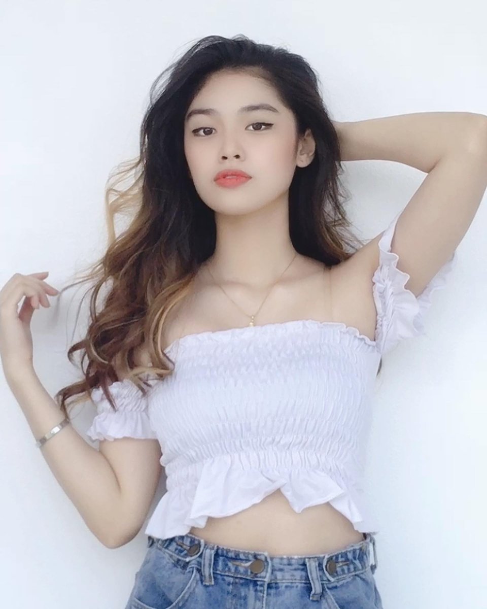 [PICTURE]

Cole MNL48

#MNL48Cole
