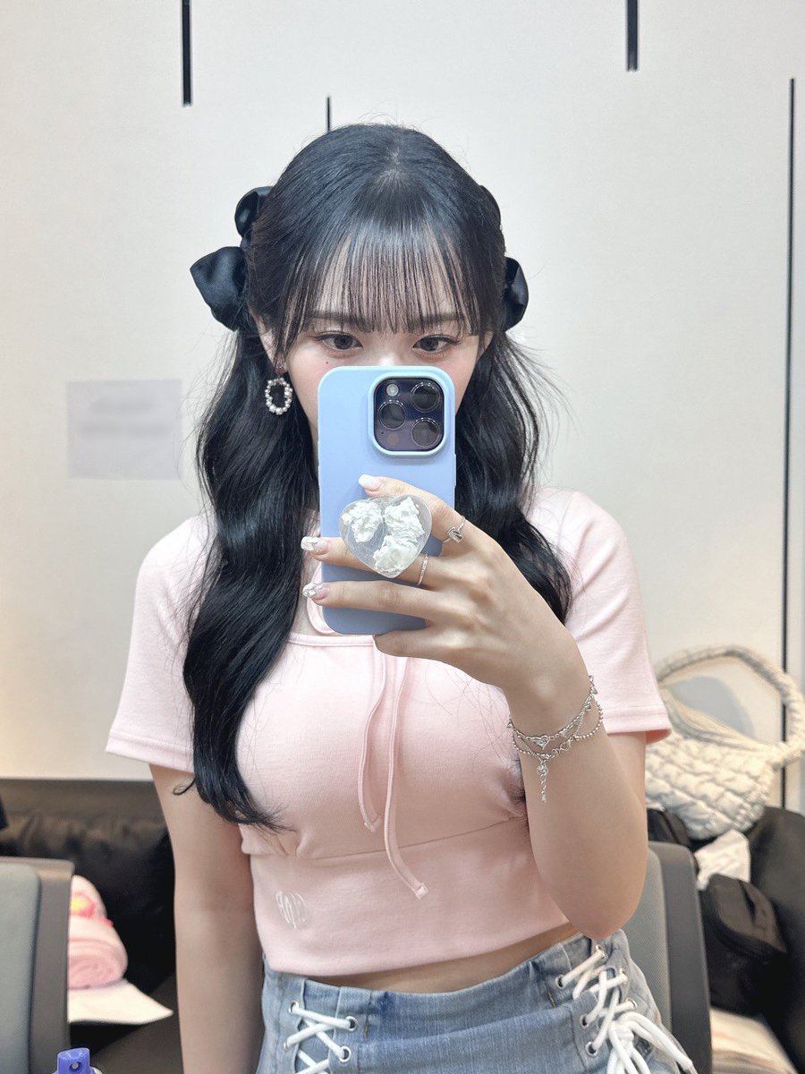 シロは鏡が好きみたい🤍🎀🩵 #마시로 #MASHIRO #マシロ #Kep1er