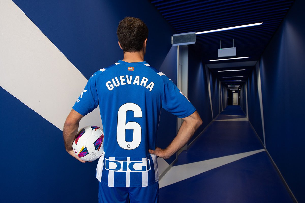 Alaves's tweet photo. 𝐀𝐆6⃣

#OngiEtorriGuevara https://t.co/4cqGcWJ1rf