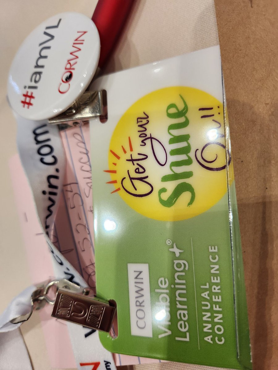 ulesbobcats's tweet photo. #AVL2023 OUR #ulesbobcats staff are "getting their shine on!" To benefit our students https://t.co/R95RyyCbBy