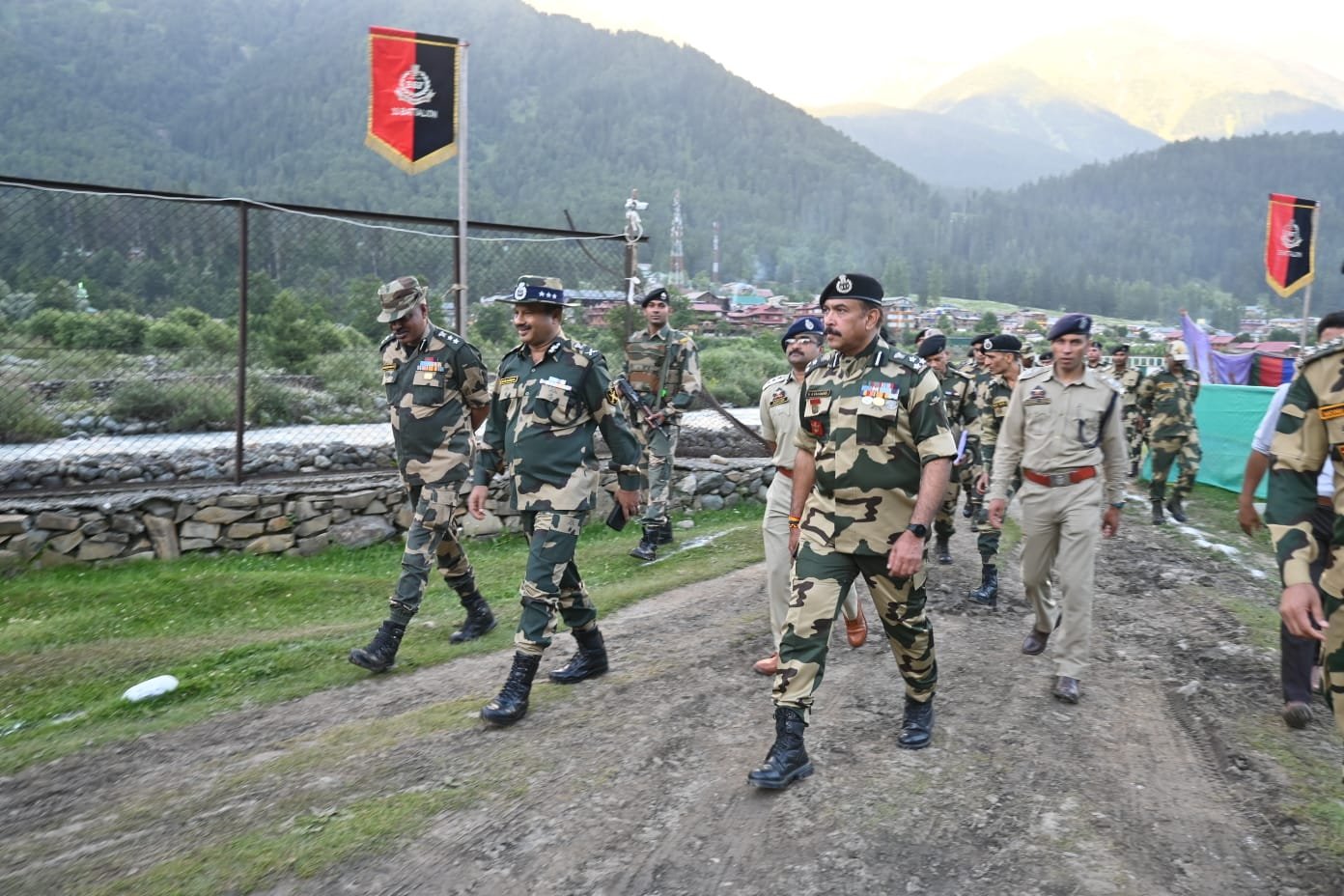 bsf-kashmir-on-twitter-safety-is-our-utmost-priority-dg-bsf-sh