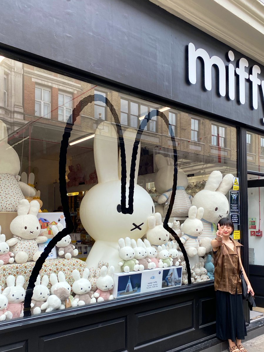went to miffy store:3
