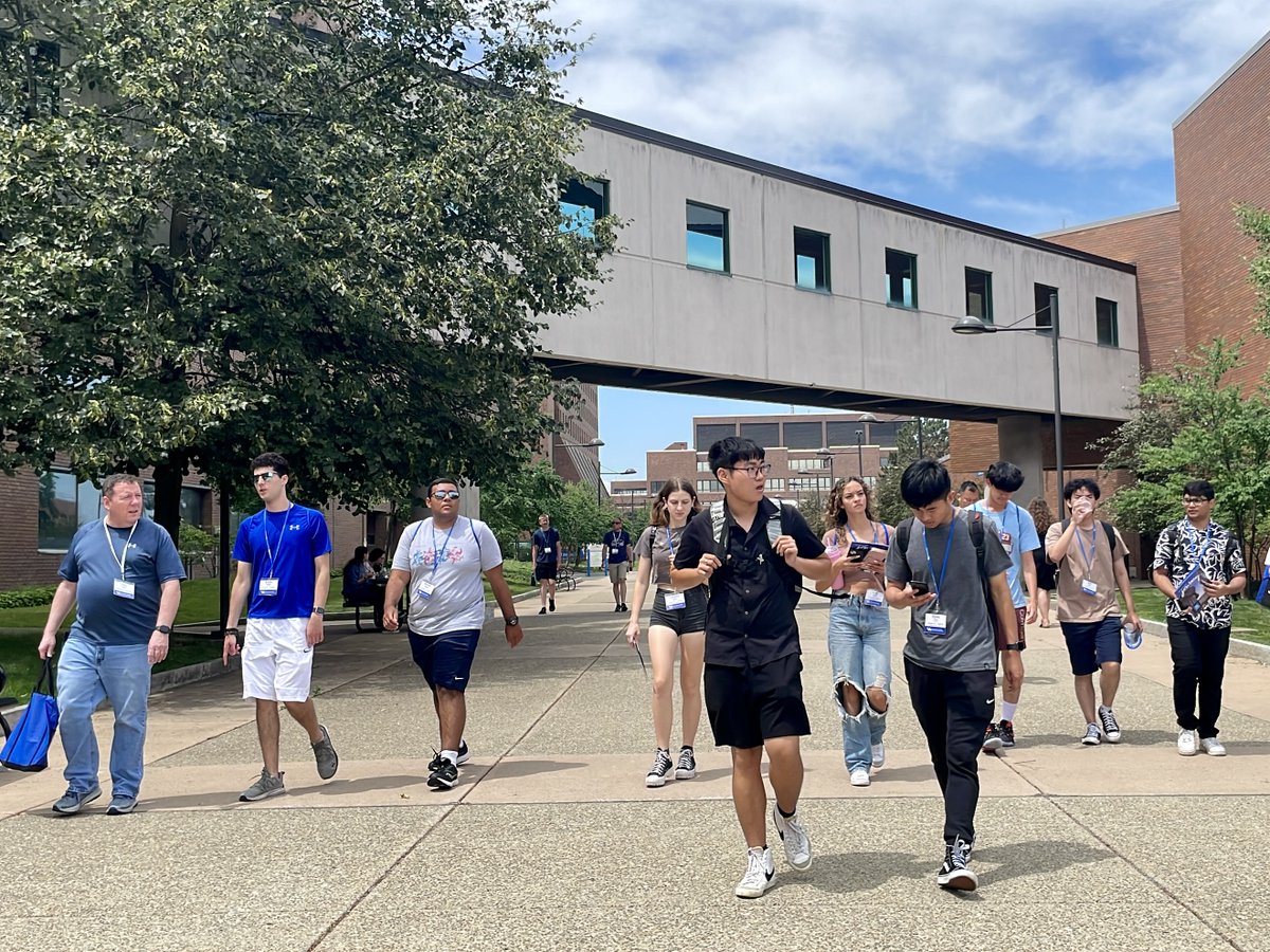 UBStudentExp's tweet photo. There's a lot of learning to do before you can run with the herd! 🦬 Shout out to all the first-year students who are on campus this summer for orientation! #NewtoUB #UBuffalo https://t.co/vPhd40e2WM