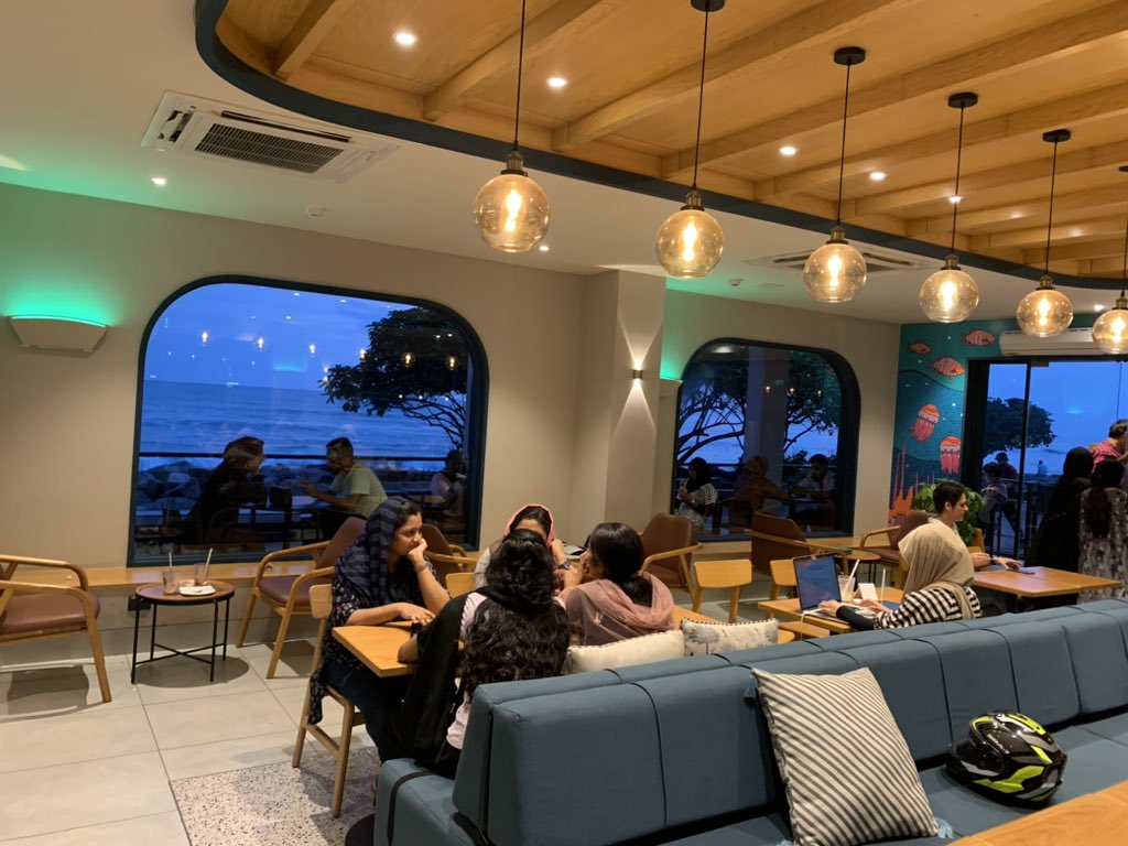 NSMlive's tweet photo. Arguably best located Starbucks. 24x7 at Kozhikode beach. https://t.co/U7nUyGejkt