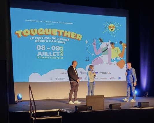 AuTableauProductions tweet media