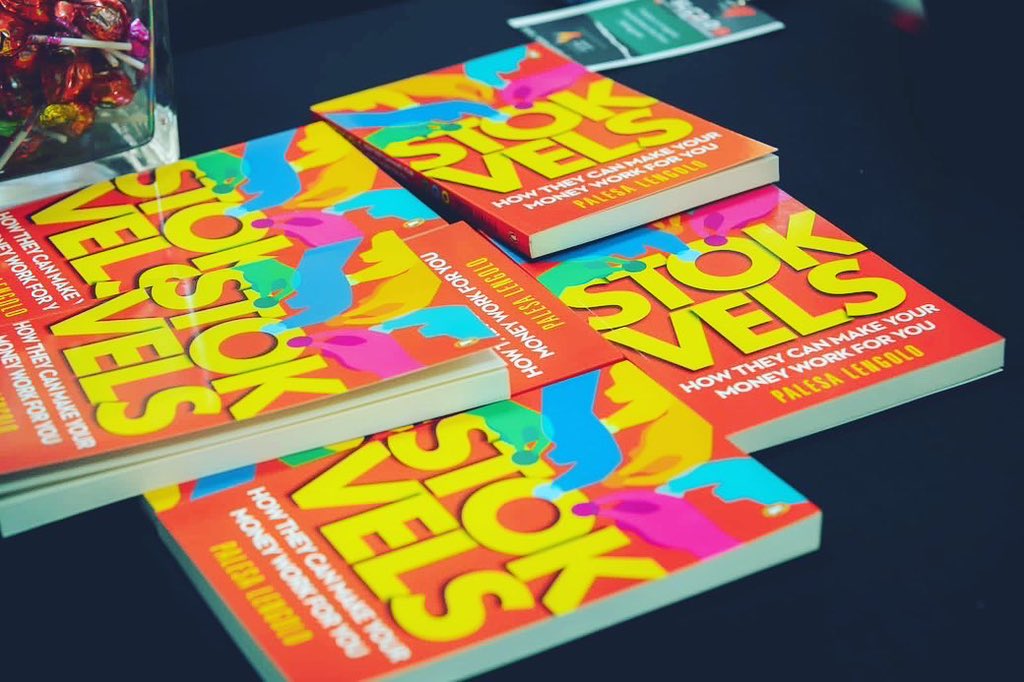 YOUFM898's tweet photo. #Manyora | Author of the award-winning @stokvelsbook, @pale_lengolo is our Lenyora for the week. She joins @QueenOfPitori and the #ConvoyWithYOU team to chat about opportunities within stokvels and how they can be seen as investment vehicles. https://t.co/36OSbhTVM8