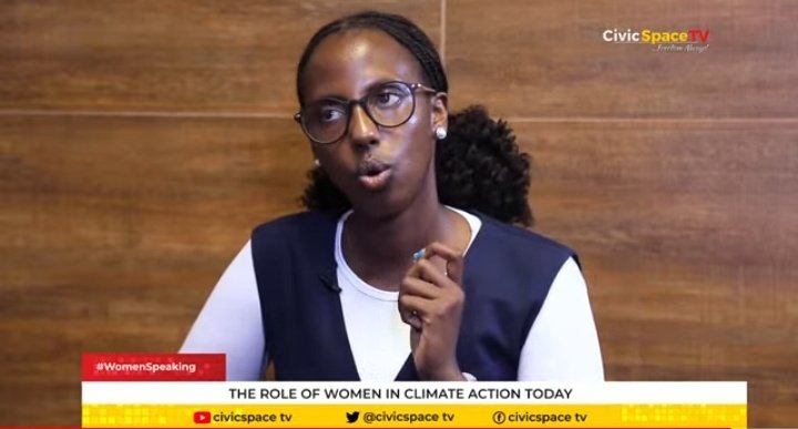 ProspaAkankwasa's tweet photo. It is very urgent that the govt' comes up with a subsidisation fund that will help women afford basic requirements. @boonabaana_
#CivicSpaceTV #WomenSpeaking
 Click to watch https://t.co/i7XotpXZN5 https://t.co/zs4AhPy6k4
