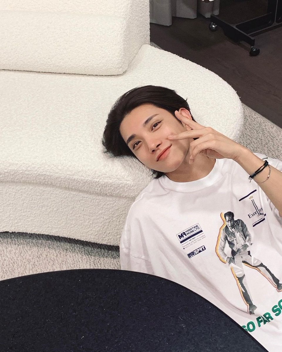 daeng_i_'s tweet photo. 이걸 찍어준게 윤이라고..? 윤홍 사귄다고...? 진짜 사귄다고..? https://t.co/Zo9I74g2Ev