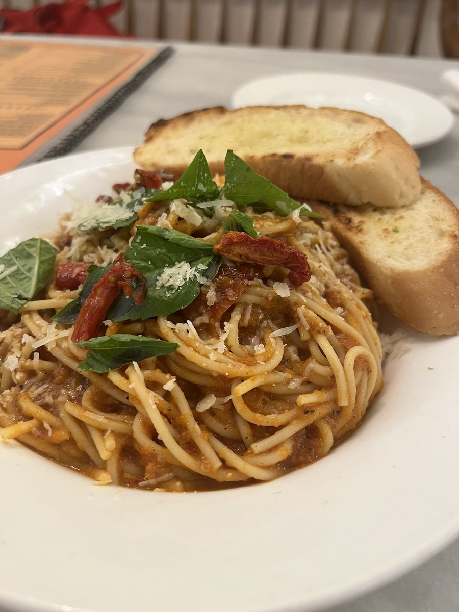 preetiihoon's tweet image. 🍝 mera ❤️ hai
#Diggin #Lunch  
#TooMuchTuesday