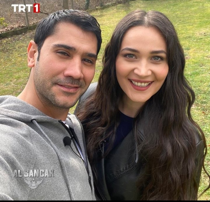 Selamlar Herkese 🖐️

Aranızda yeniyim bana da yer var mıı? 🤗🤍
#AlSancakDizisi . #AlNad