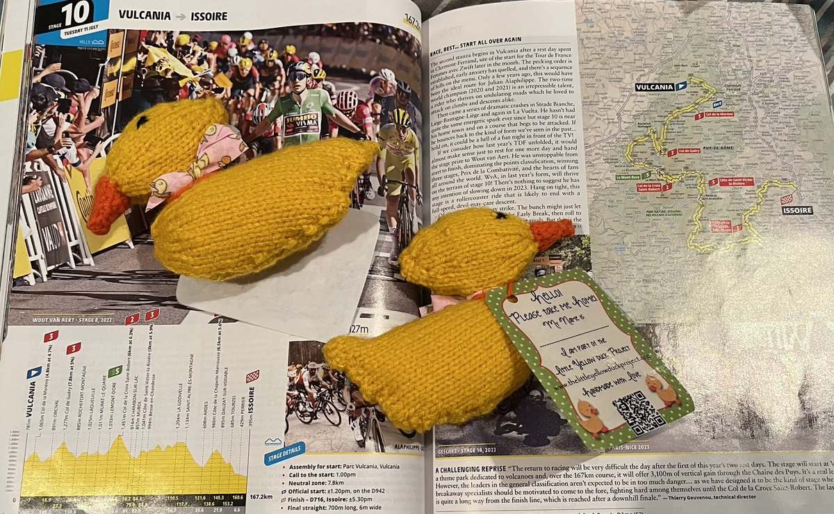 janeoxyz's tweet photo. Day 10 (the real one) - getting ready for a secret duck drop tomorrow #CouchPeloton #TourCraft #TourCrafts #TourKnit #TourKnitting #LittleYellowDuckProject https://t.co/v7JmwdskXD