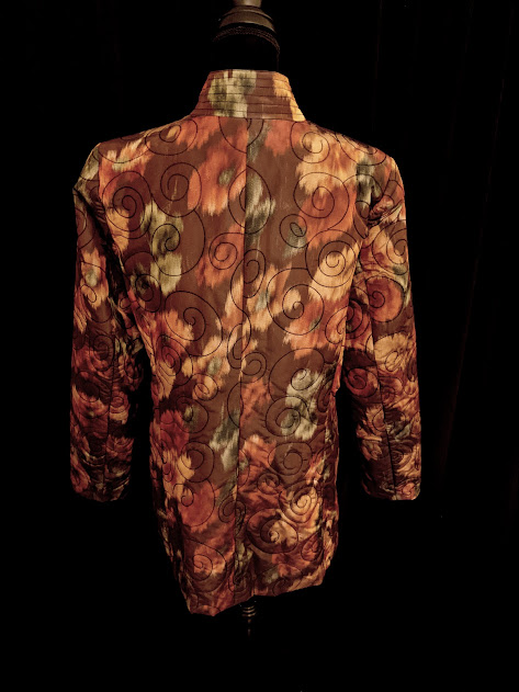 Vintage 100% Silk Floral Design Jacket By August Max Size 2 avintageaddress.com/shop/vintage/w… #tuesdayvibe #mandarin #fall2023 #autumn #jacket #silk