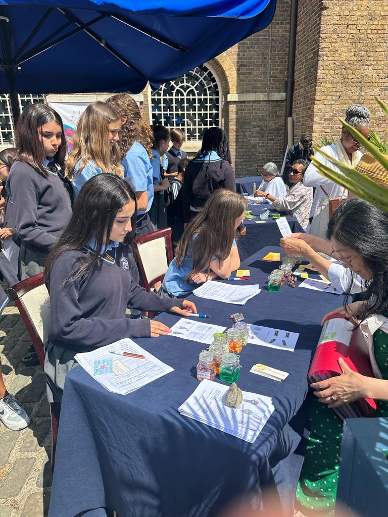 Chiswick School tweet media