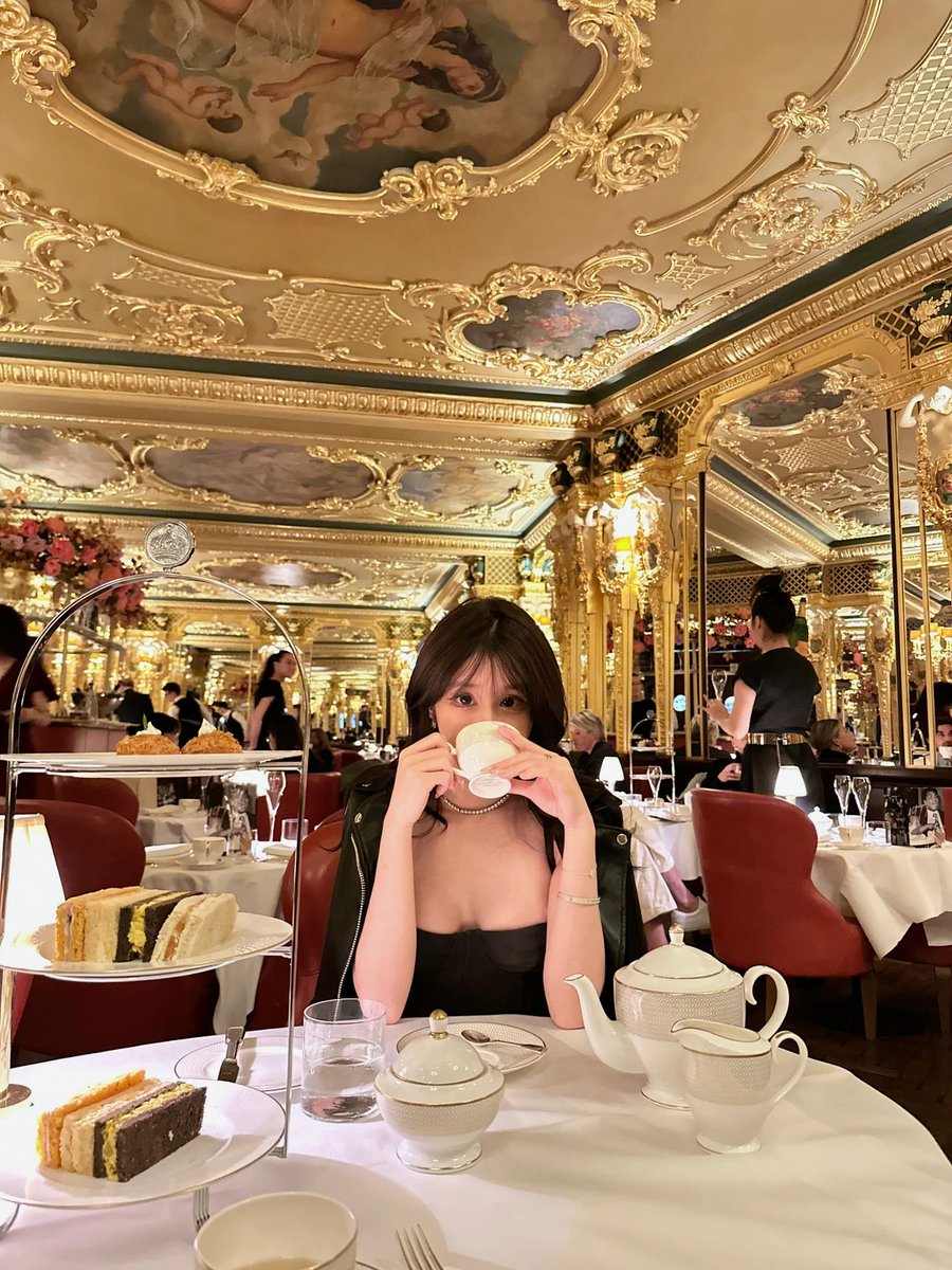 Afternoon tea for Amway, a friend who loves dessert☕️