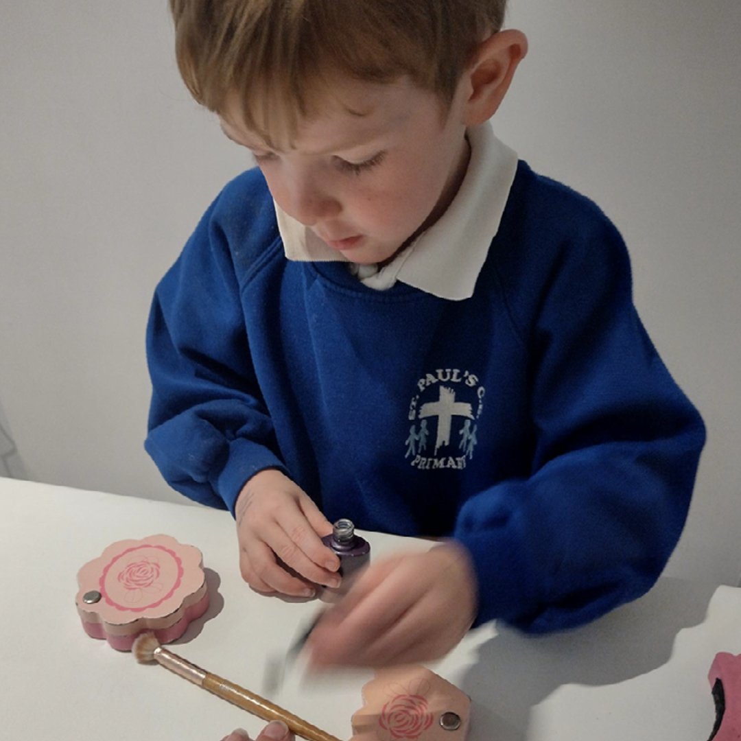 StPauls_Tweets's tweet photo. Our Reception children had a fabulous time last week at Apple Tree Town! https://t.co/u1vIhu1SLt